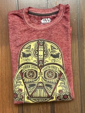 Star Wars Long-Sleeve Crewneck Thermal Shirt Sm Maroon Gold Vader mall nostalgia